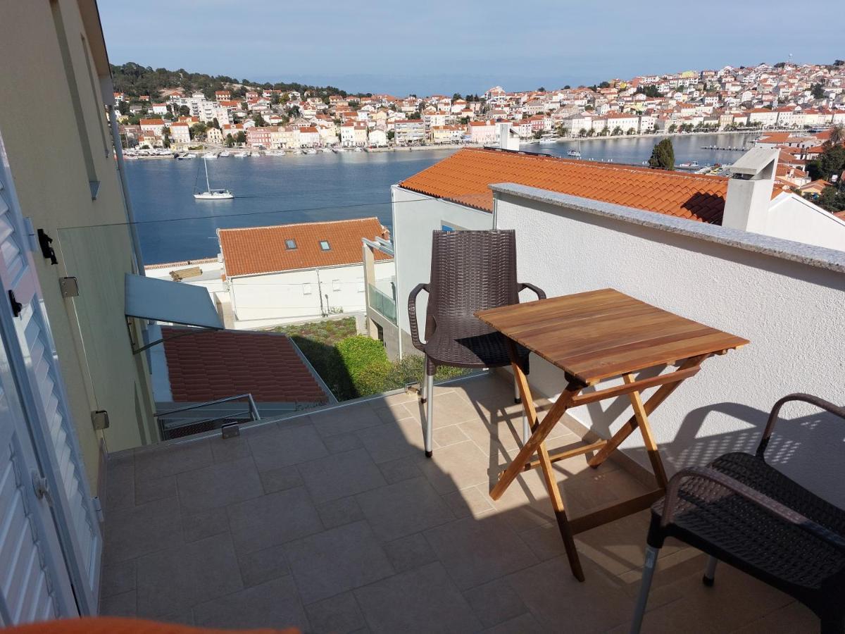 מאלי לוסיניי Apartments Joni Cikat חדר תמונה