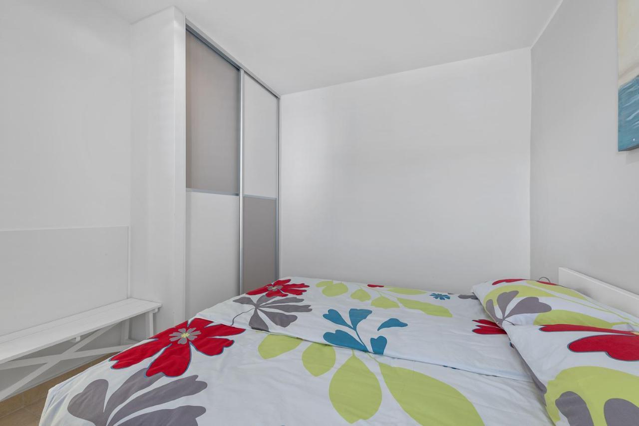 מאלי לוסיניי Apartments Joni Cikat מראה חיצוני תמונה